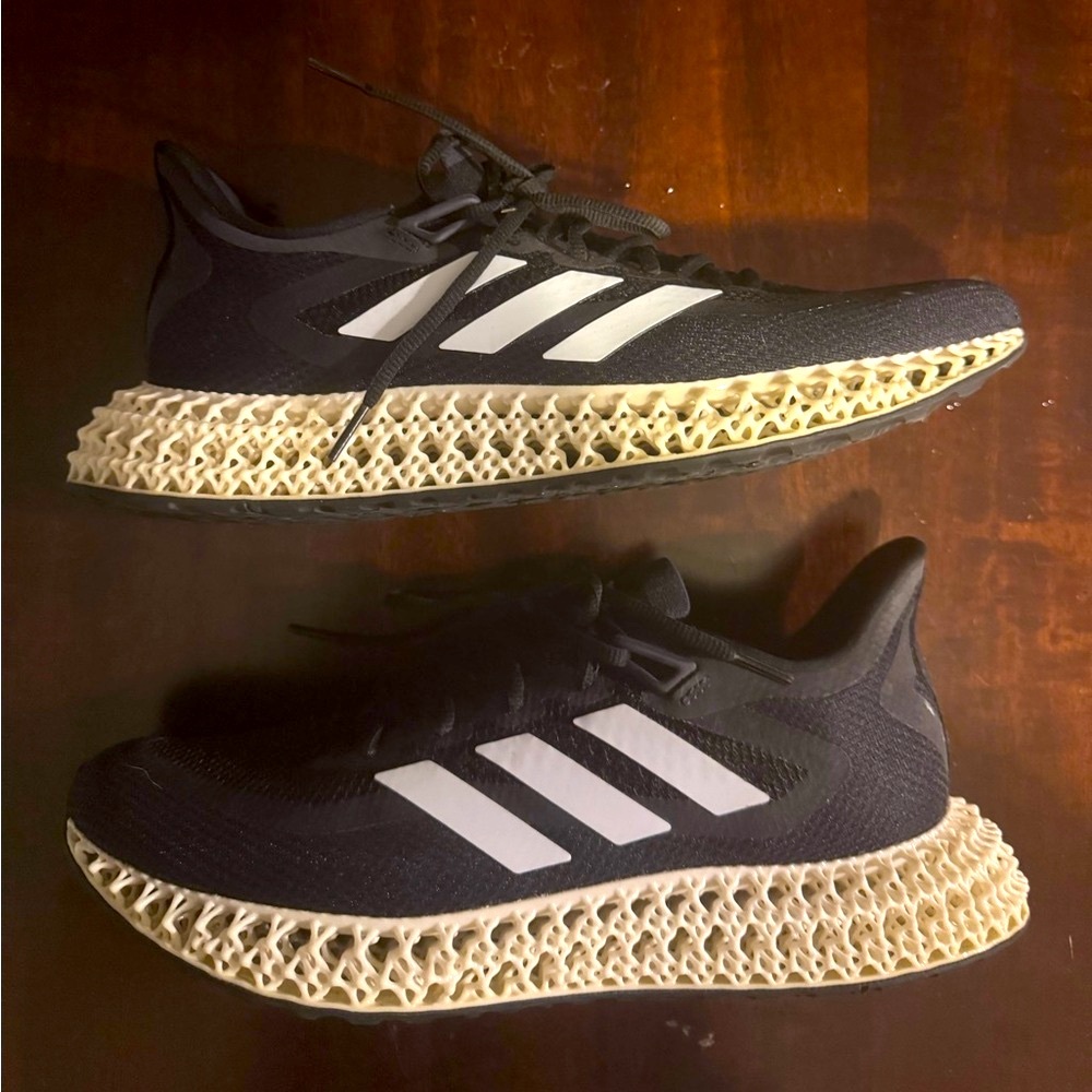 Adidas 4DFWD 2 ‘Black Carbon’ size 12